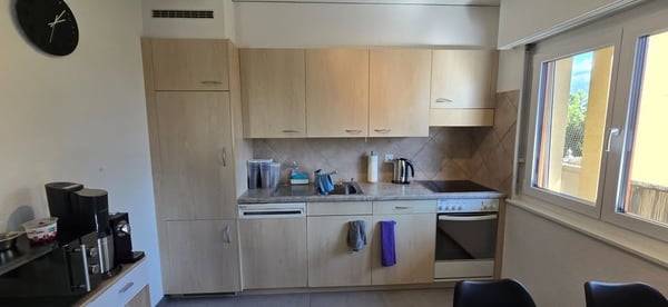 Appartement 4.5 pièces rénové avec balcon  Vétroz 2