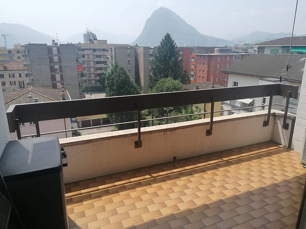 Lugano, 3.5 locali attico con posteggio interno 1