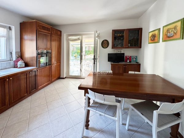 RANCATE-MENDRISIO: SPLENDIDA CASA UNIFAMILIARE 4