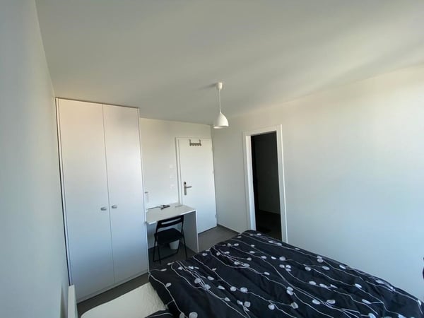 Chambre meublée à louer 5