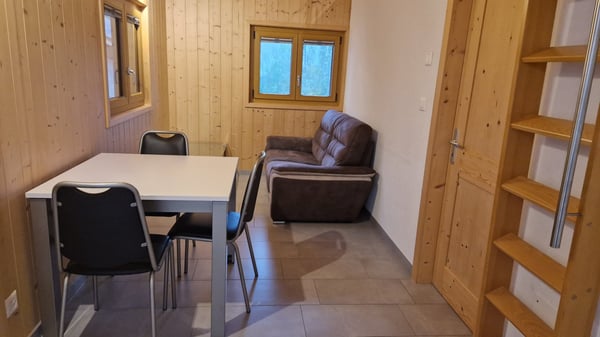 Appartement 2,5 pièces à Lourtier 2