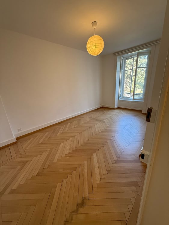 Chambre à louer près du port de Neuchâtel 3