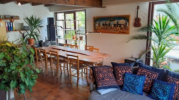 Jolie chambre à louer dans une villa. 4