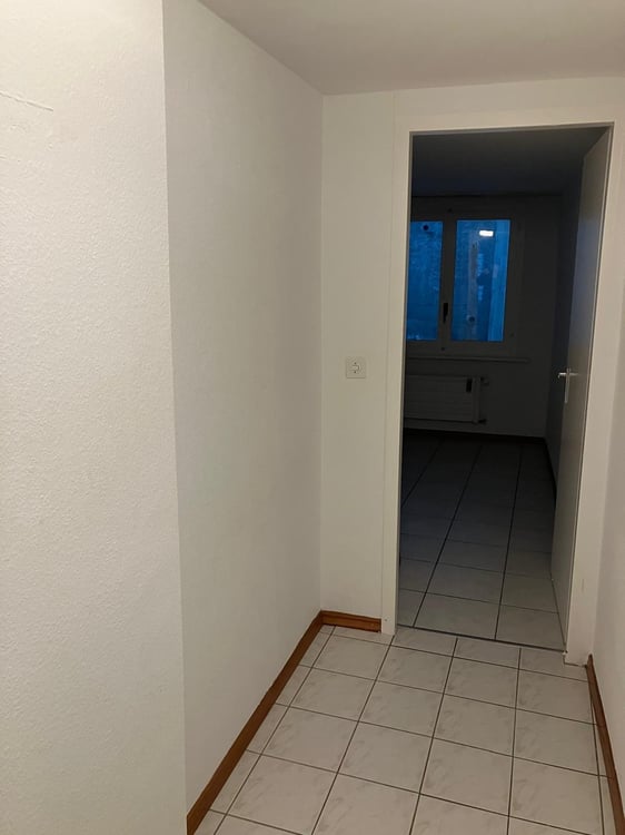 Appartement de 2 pièces rénové au centre ville de Fribourg 3