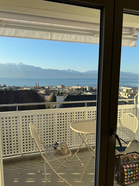 À louer dans bel immeuble 1