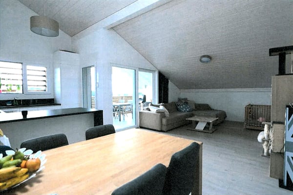 Plendide appartement de 4,5 pièces 106 m2 + galetas 1