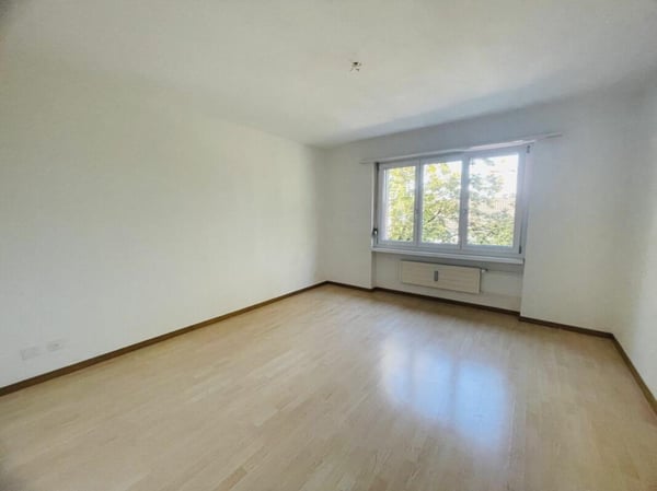 Charmant appartement de 2.5 pièces avec balcon à Lausanne 4