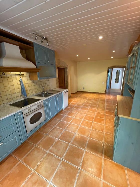 Appartement 1,5 pcs à louer dans maison villageoise 3