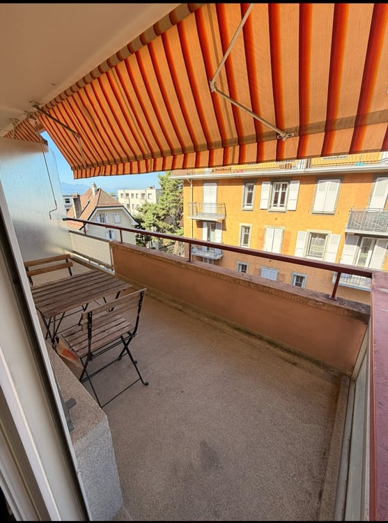 Appt. 2 pièces avec balcon à Lausanne 6