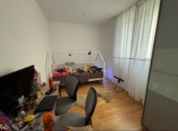 Appartement spacieux de 4.5 pièces au rez 4