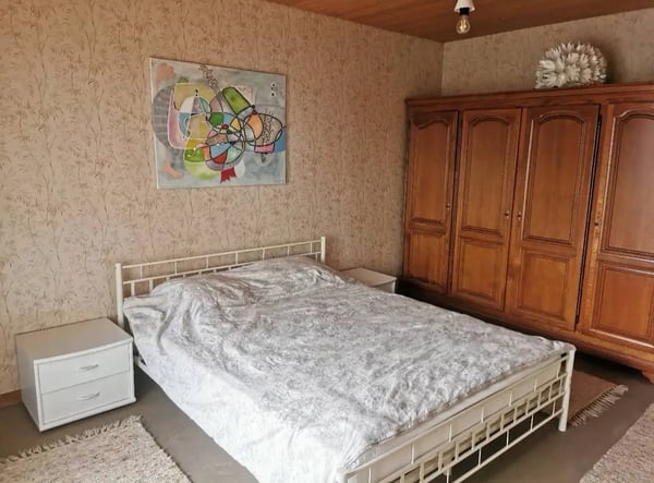 Chambre à louer UNIQUEMENT POUR FEMME 2