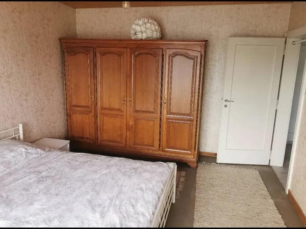Chambre à louer UNIQUEMENT POUR FEMME 3