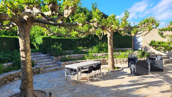 Studio meublé avec bouée privée au bord du lac de Morat 3