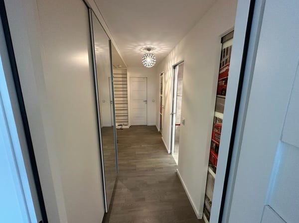 Möblierte 2.5-Zimmerwohnung - 3 Jahre befristet zu vermieten 4
