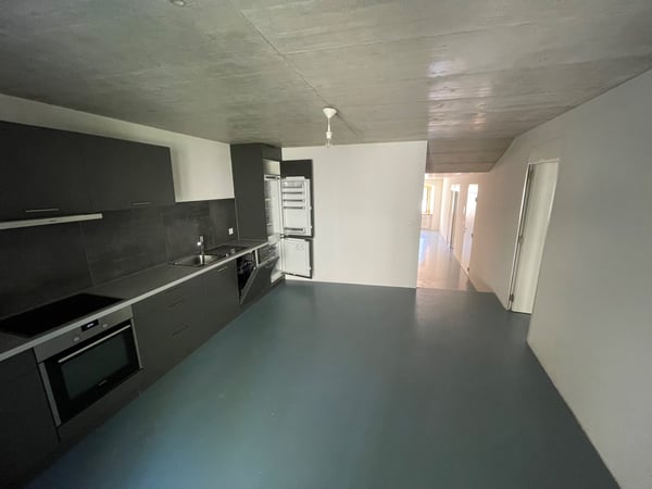 Appartement 3,5 pièce à louer à St-Ursanne 2