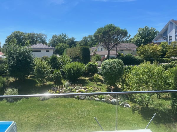 Magnifique Appartement 4,5 pièces avec Terrasse à Vich 2