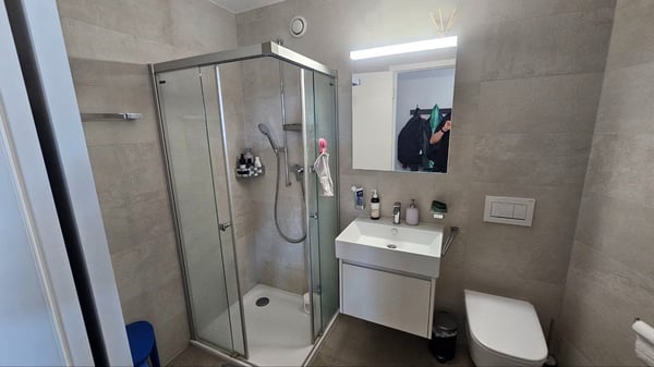 Appartement Superbe 2,5 pièces NEUF avec grand Balcon 4