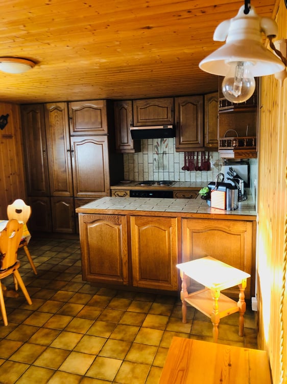 Charmant 2 pcs meublé avec place de parc 2