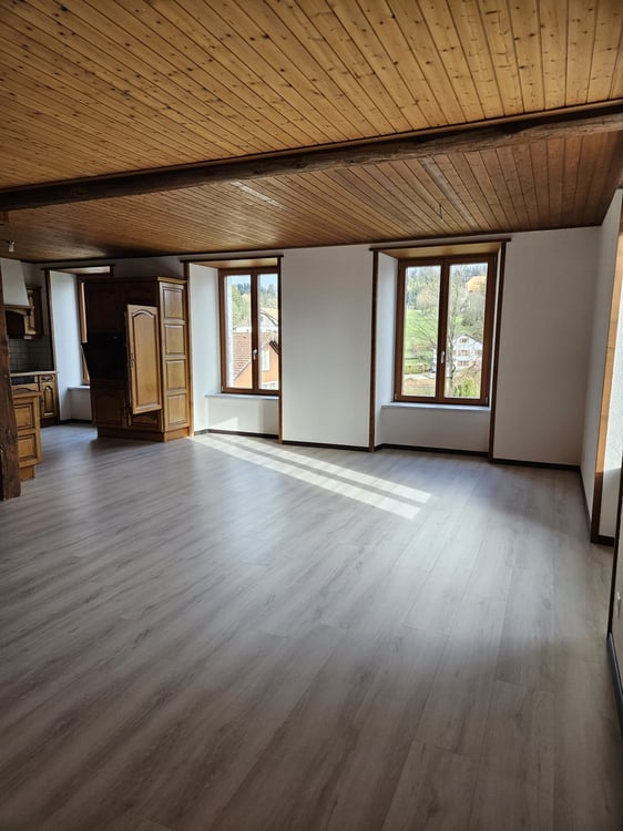 A louer appartement 6,5 pièces La Ferrières 2