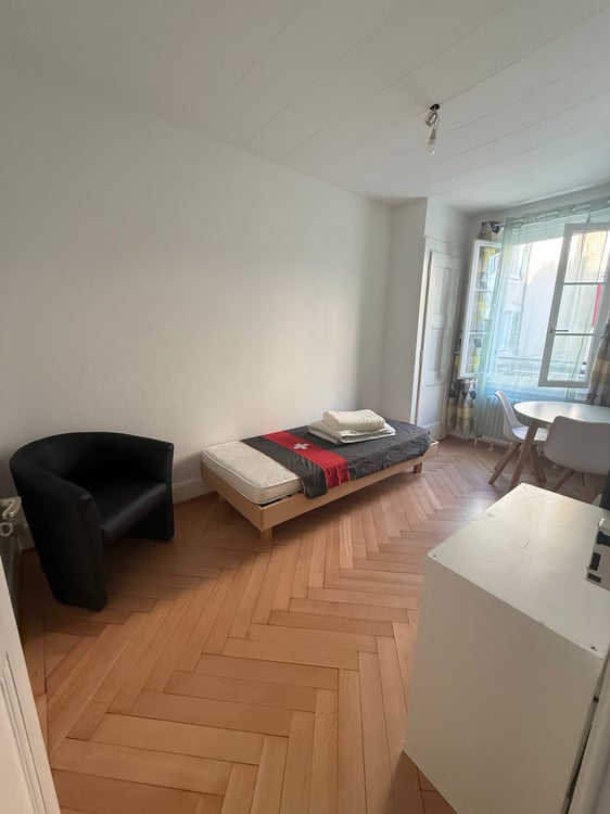 Loue chambre dans appartement de charme entièrement rénové 3