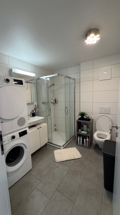 Appartement 2,5 pièces disponible dès 15.09 4