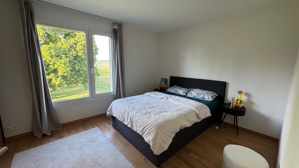 Appartement 2,5 pièces disponible dès 15.09 5