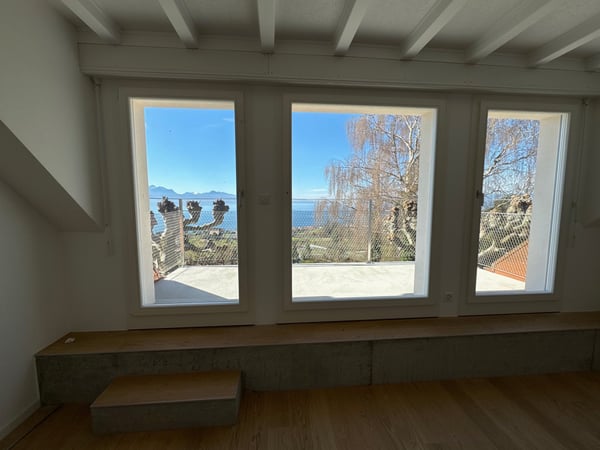 appartement de 4,5 pièces dans villa de 3 appartements. 13