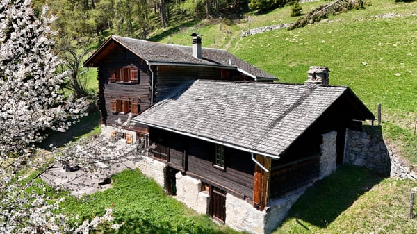 Réservé!! Véritable chalet coup de coeur avec vue 3
