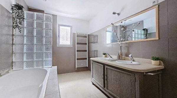 Maison individuelle rénovée avec deux espaces indépendants 3