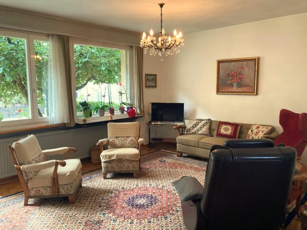 Charmantes 6.5-Zimmer-Einfamilienhaus mit Garten 4