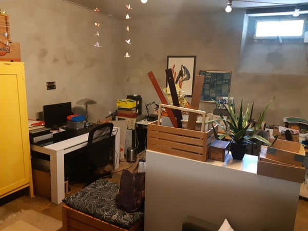 Place d'atelier dans grand espace partagé avec 4 personnes 2