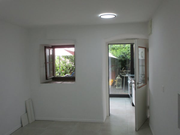 Epesses studio cuisine véranda terrasse 3