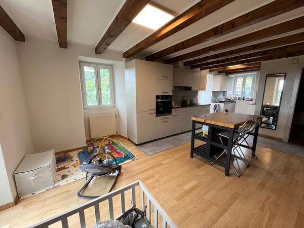 Villa 5.5 pièces à Juriens Libre dès le 15 juillet 5