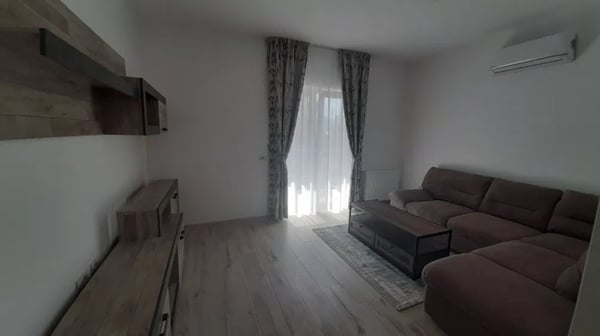 Möblierte 2 Zimmer Wohnung 65m mit Balkon 2