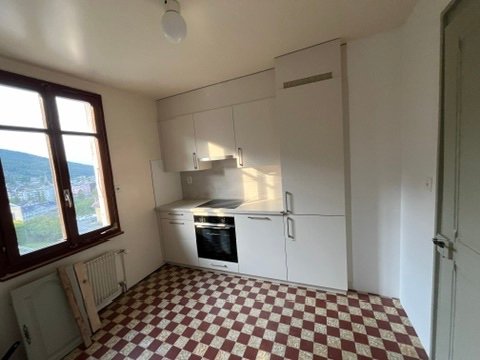 Charmante maison atypique avec jardin 2