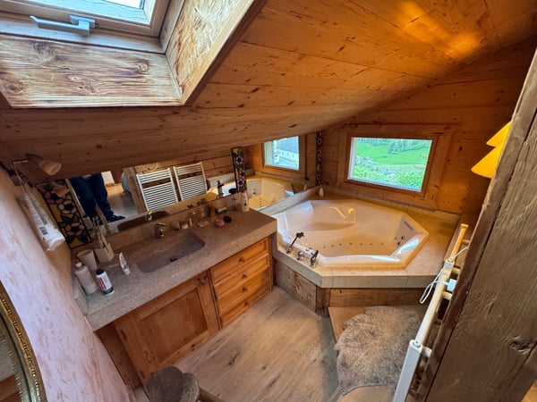 À louer - Magnifique chalet rénové (4,5 pièces) 3