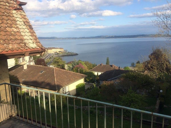 Magnifique appartement de 6 pieces à Neuchatel 4