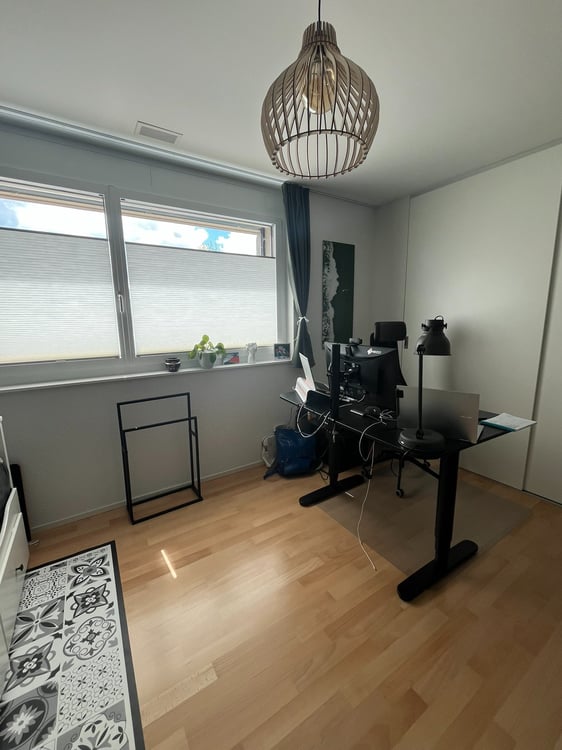 Chambre meublée SdB privative à louer du 01.08 au 31.10.2026 2