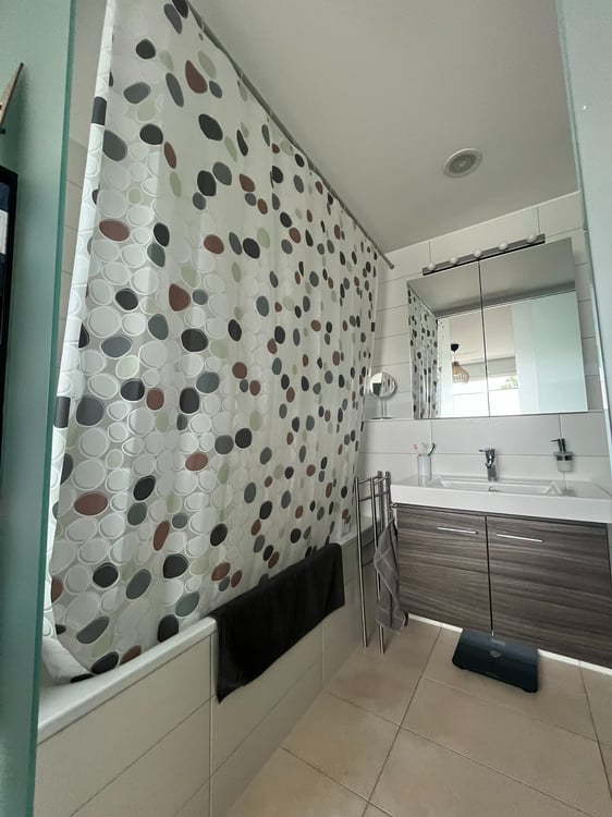 Chambre meublée SdB privative à louer du 01.08 au 31.10.2026 3