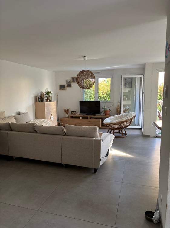 Appartement 5.5 pièces avec jardin à Aigle 3