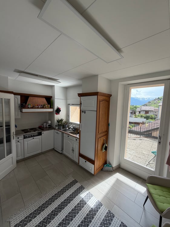 Appartement lumineux 3,5 pièces situé à Ardon 4