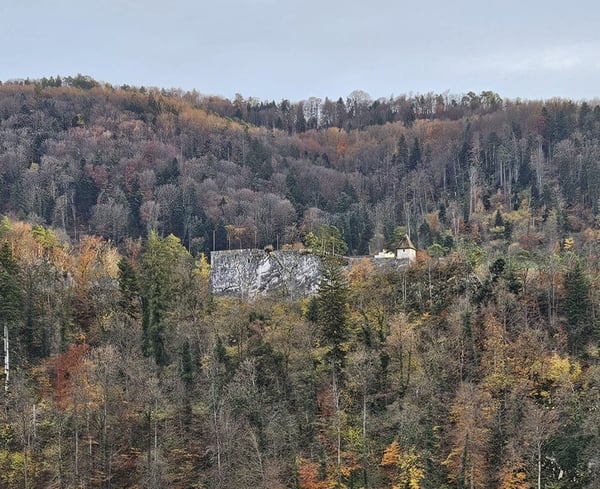 Charmantes Haus mit Blick auf ein Schloss 2