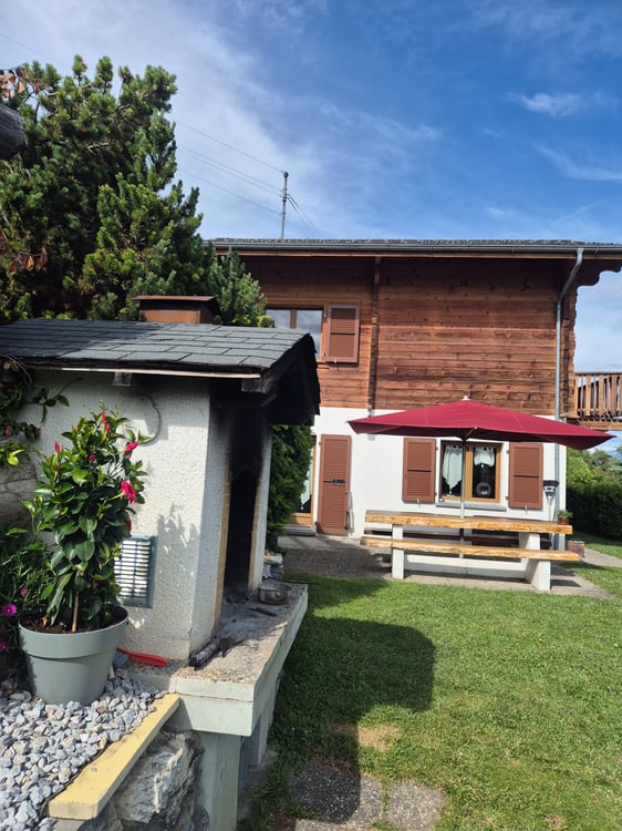 Belle maison de 5½ pièces avec 2 pièces indépendantes 1