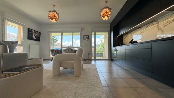 Appartement T3 meublé, terrasse 20m², à 10 min de Genève 3