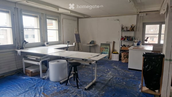 Espace dans atelier de peinture collectif 2