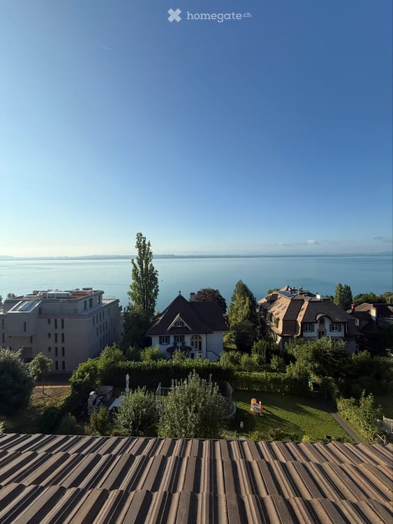 Studio 1 pièce avec magnifique vue sur le lac Neuchâtel 2
