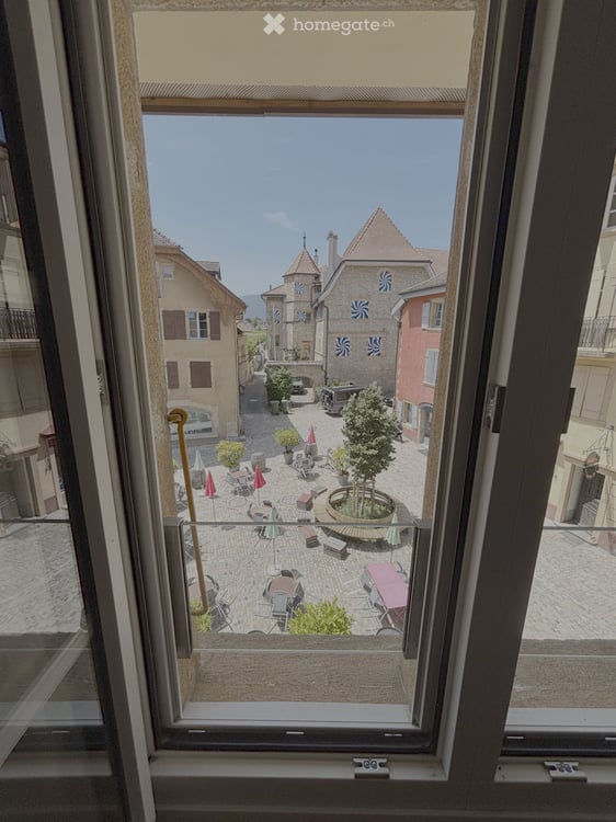 Bel appartement avec jardin à Auvernier 1