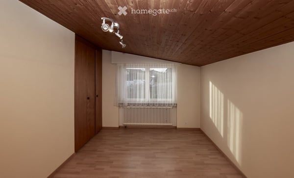 Maison familiale avec beau terrain situé au calme 5