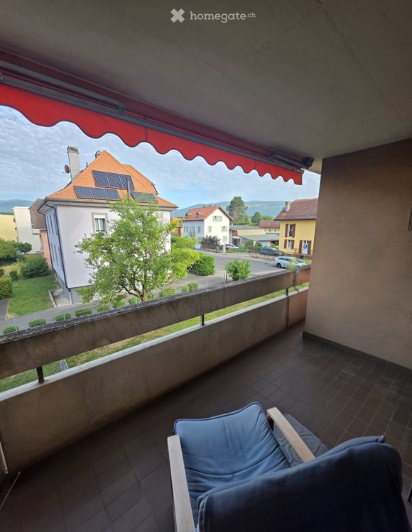 Urgent - 3.5 pièces avec balcon, cave et place de parc 1