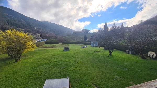 Villa de 2 appartements avec deux grandes parcelles 2
